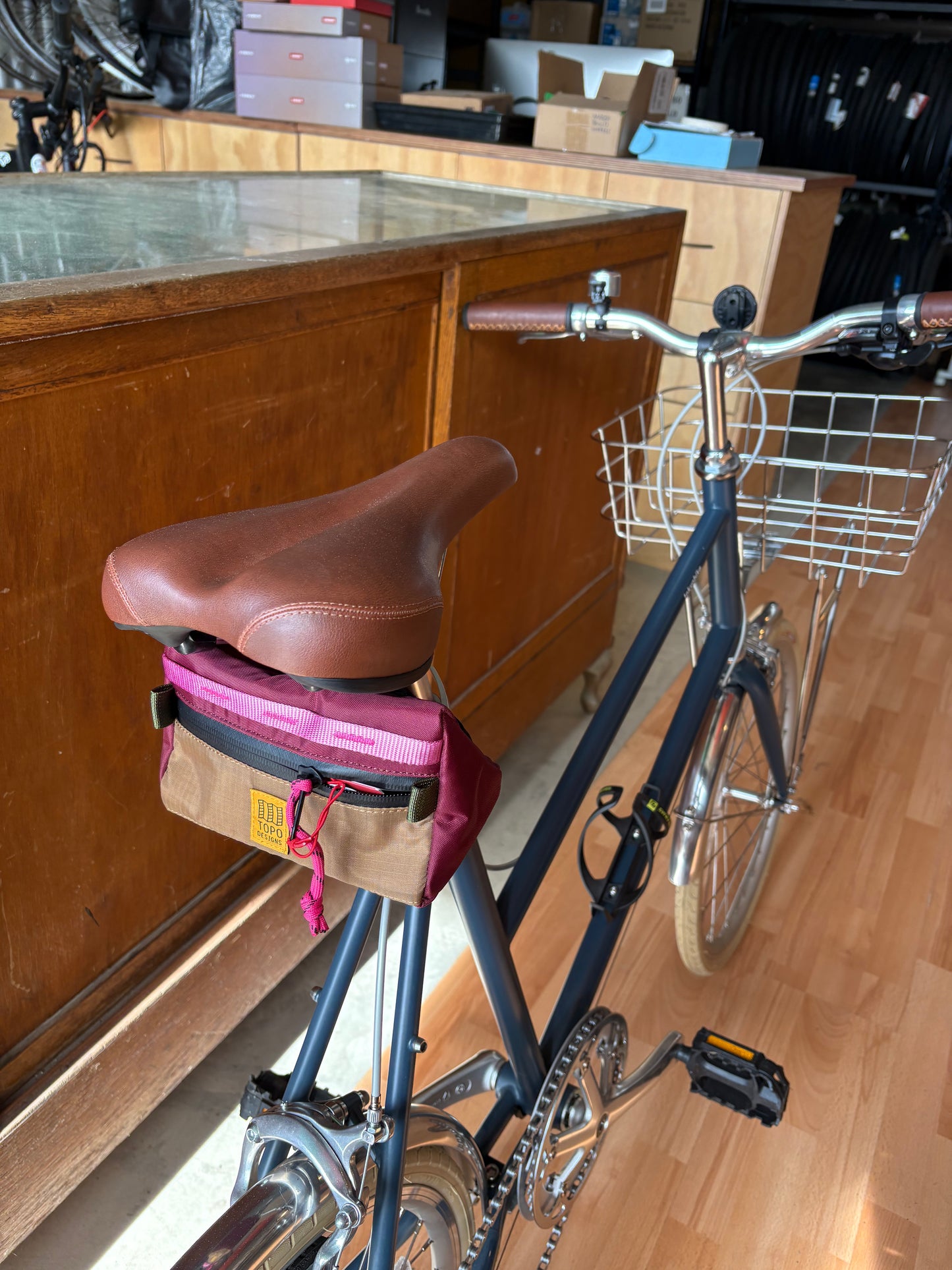 Ex-Demo tokyobike Calin Mini Velo 55cm with Pelago Rasket, Topo Bag, Bottle Cage & Fenders