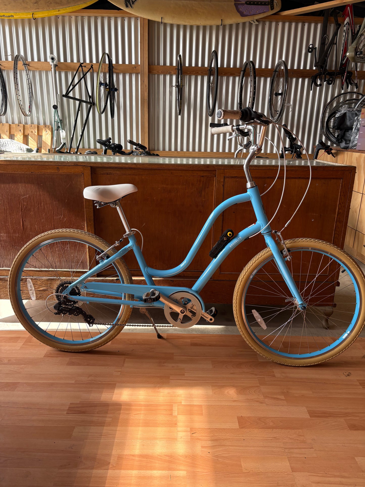 Ex-Demo Brighton 7 Speed Cruiser from Brooklyn Bicycle Co.