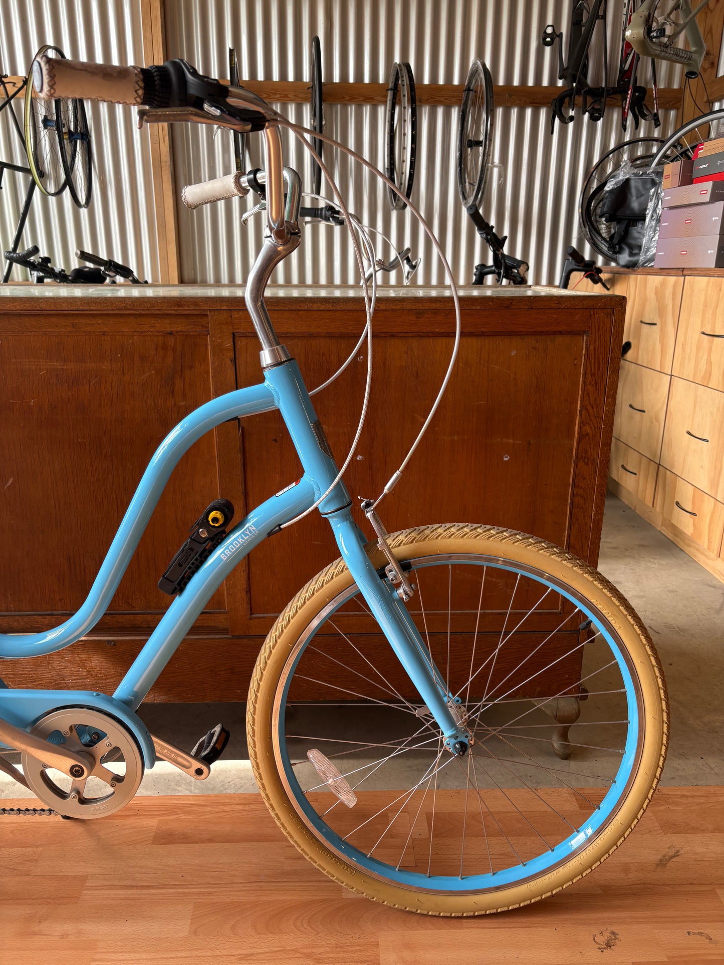Ex-Demo Brighton 7 Speed Cruiser from Brooklyn Bicycle Co.