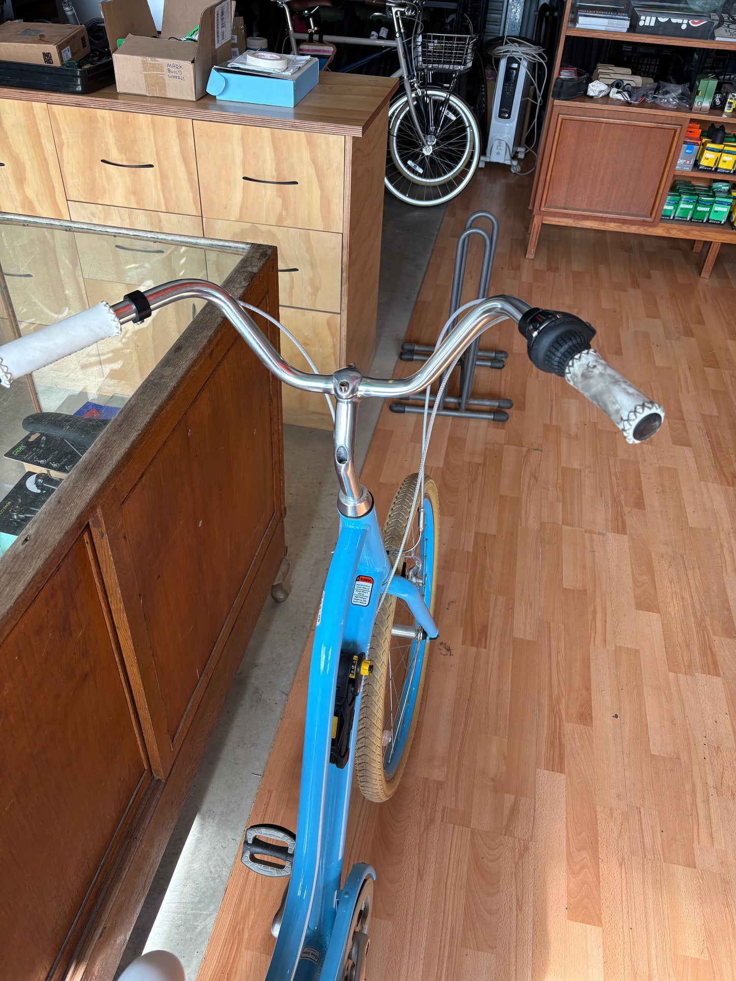 Ex-Demo Brighton 7 Speed Cruiser from Brooklyn Bicycle Co.